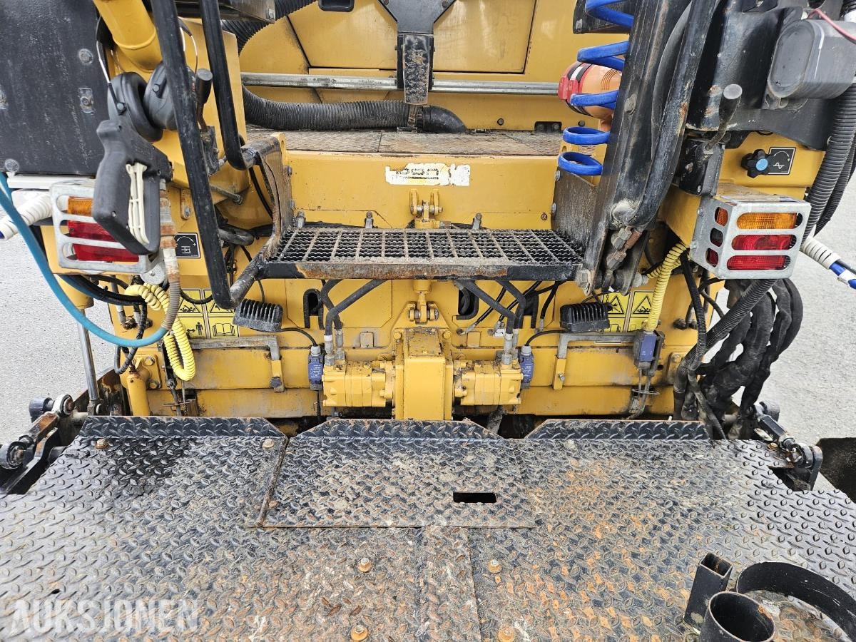 2011 Cat AP-300 asfaltutlegger/paver - 1440T