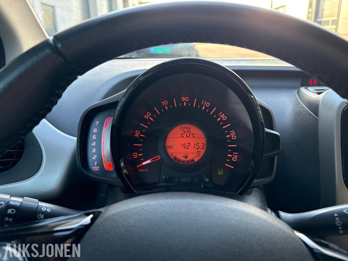 2017 Toyota Aygo 1.0 69hk S+V DEKK LANE ASSIST   KUN 42162km