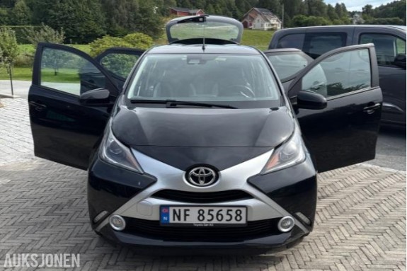 2017 Toyota Aygo 1.0 69hk S+V DEKK LANE ASSIST KUN 42162km