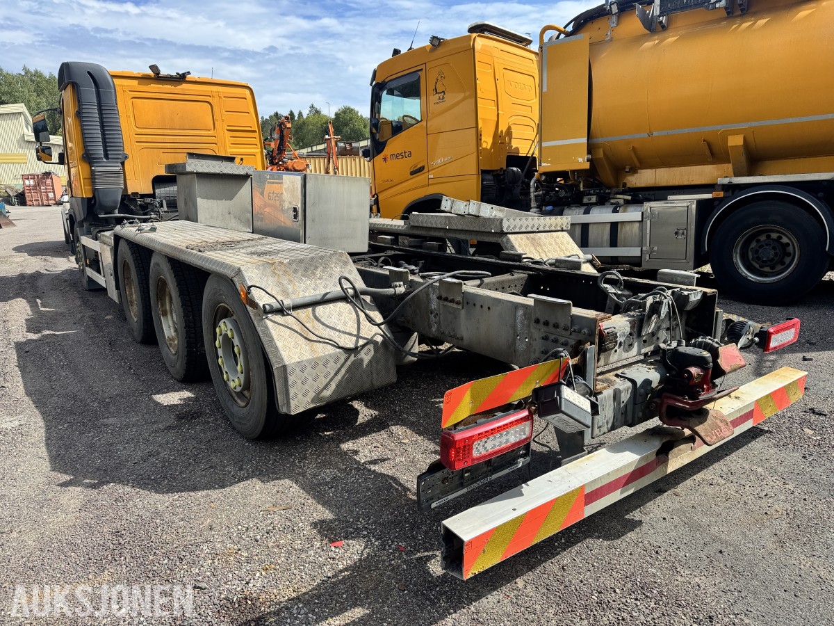 2017 Volvo FMX 540 8X4 - 163 133km