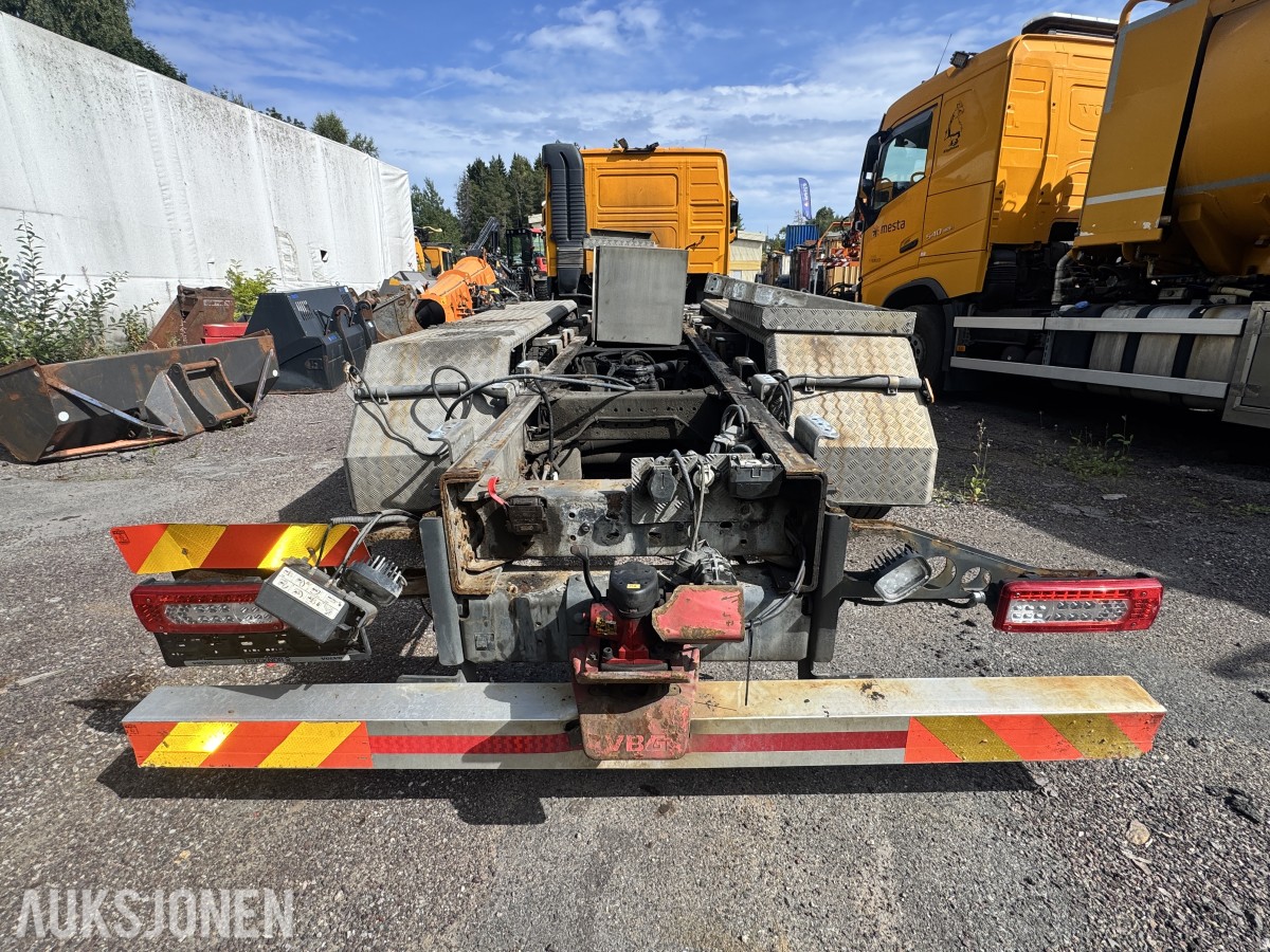 2017 Volvo FMX 540 8X4 - 163 133km