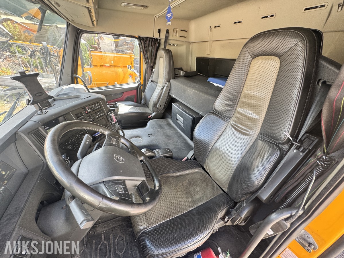 2017 Volvo FMX 540 8X4 - 163 133km