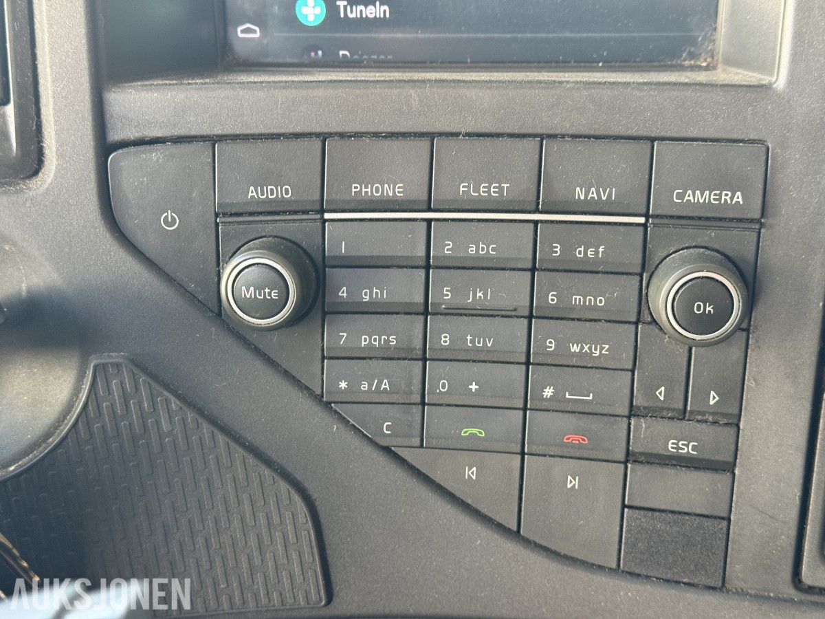 2017 Volvo FMX 540 8X4 - 163 133km