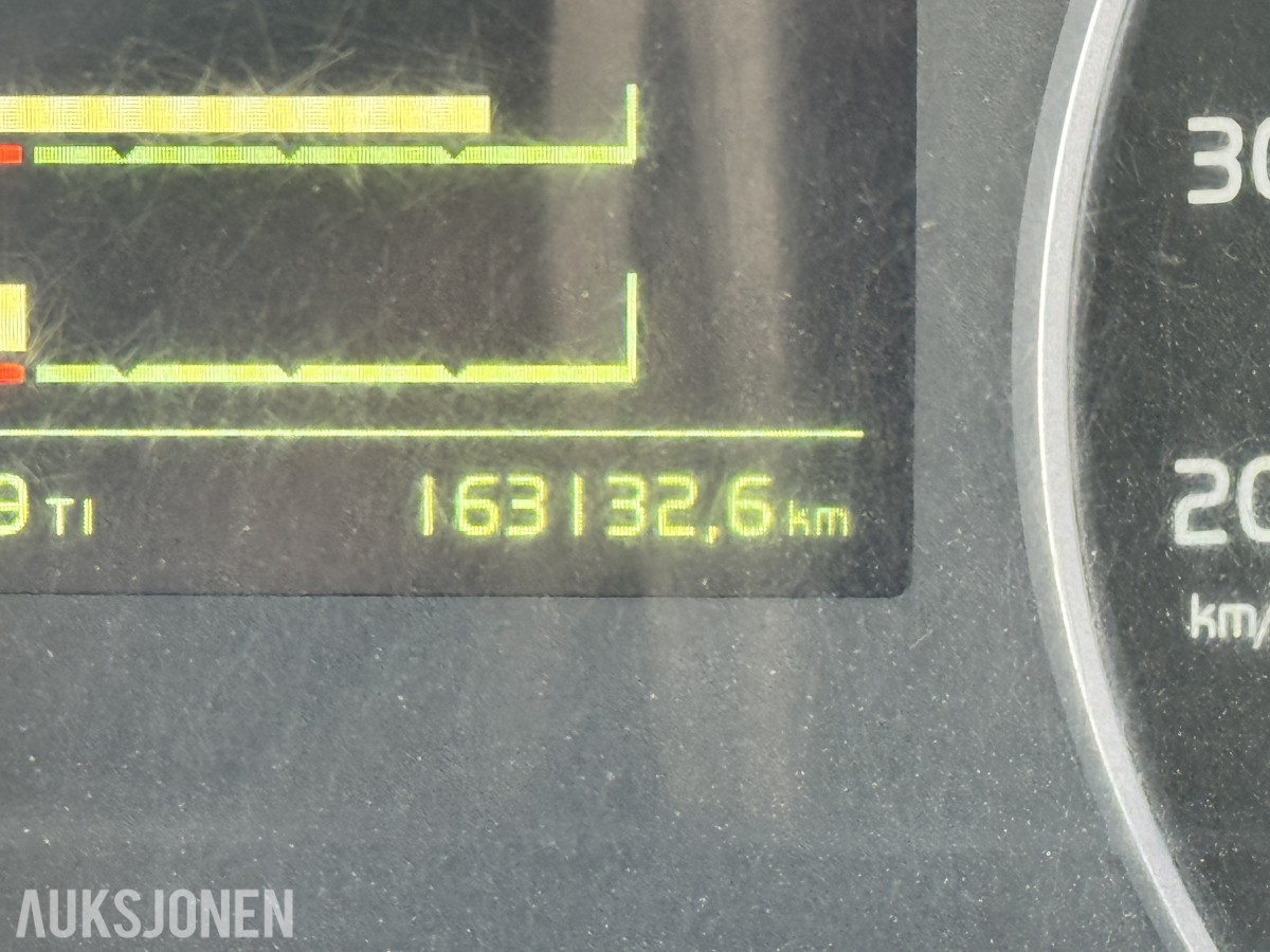2017 Volvo FMX 540 8X4 - 163 133km