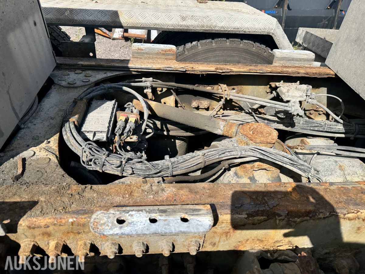2017 Volvo FMX 540 8X4 - 163 133km