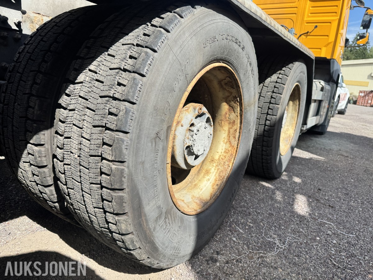 2017 Volvo FMX 540 8X4 - 163 133km
