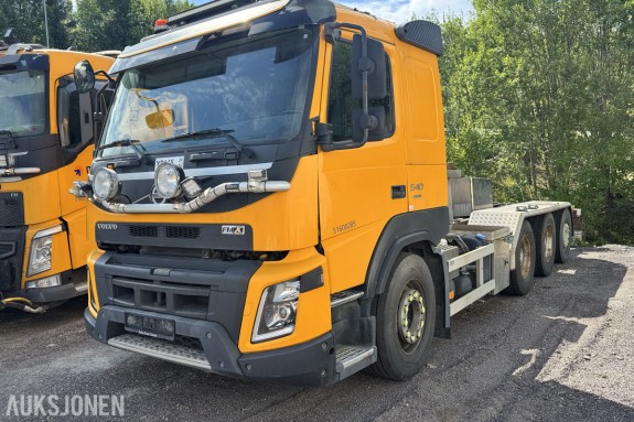 2017 Volvo FMX 540 8X4 - 163 133km
