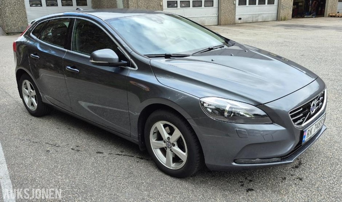 2014 Volvo V40 1.6 Diesel 114hk momentum Automat 51284km Cruisekontroll, Ryggekamera