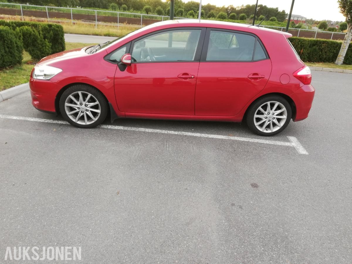 2011 Toyota Auris 1.4 Diesel 90hk EU ok til 08.2027