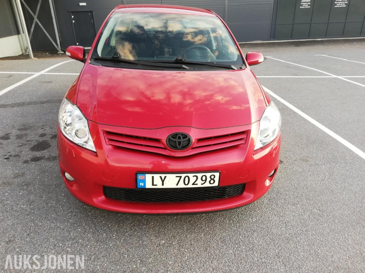 2011 Toyota Auris 1.4 Diesel 90hk EU ok til 08.2027