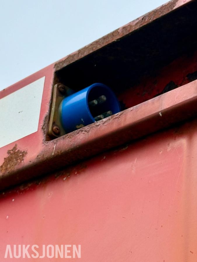 2009 Containex Brakke container med wc/dusj/minikjøkken