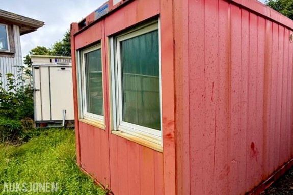 2009 Containex Brakke container med wc/dusj/minikjøkken