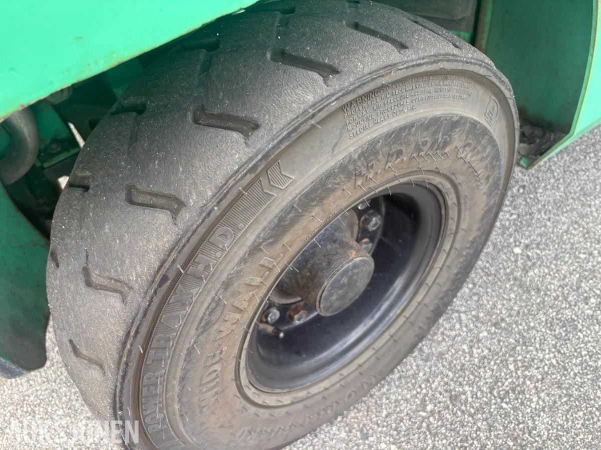 2007 Mitsubishi FD30N Gaffel truck 3055 timer