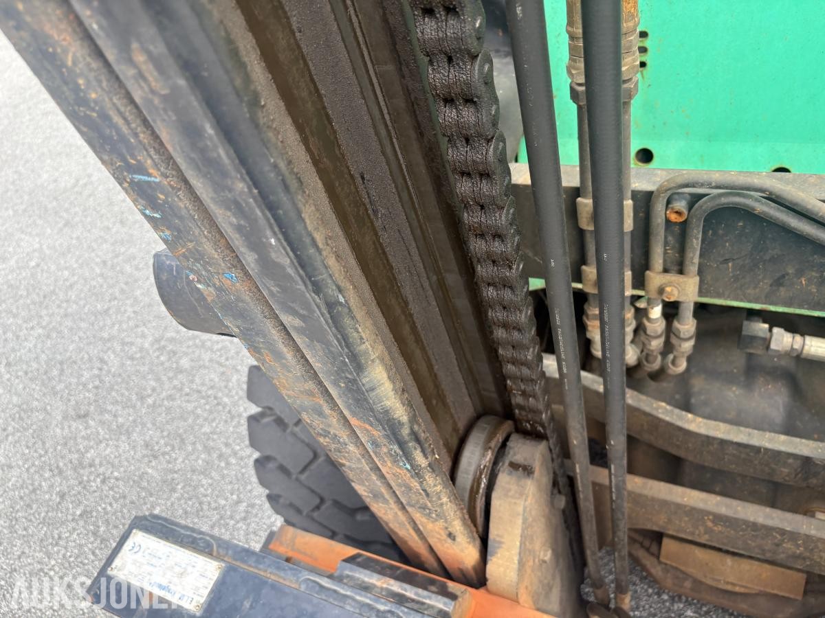 2007 Mitsubishi FD30N Gaffel truck 3055 timer