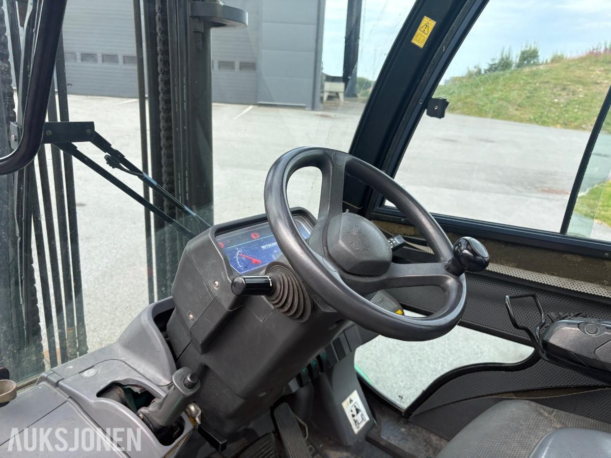 2007 Mitsubishi FD30N Gaffel truck 3055 timer