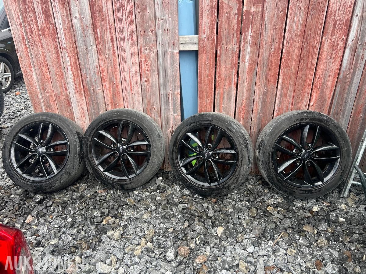 Felger til Mini Countryman 205/55R17