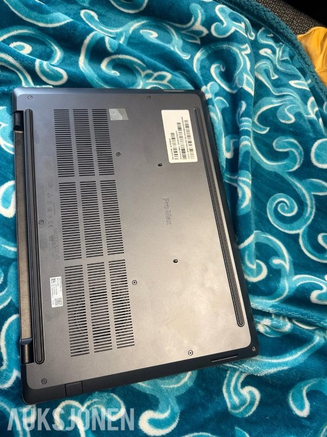 2025 Dell Pro Max 16 MC16250 – 64GB / 1TB / RTX PRO 1000