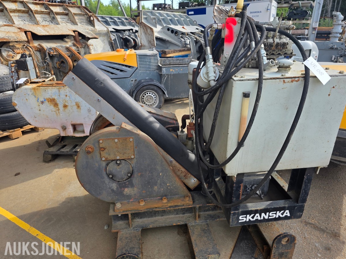 Vinsj med virer motor og hydraulikktank