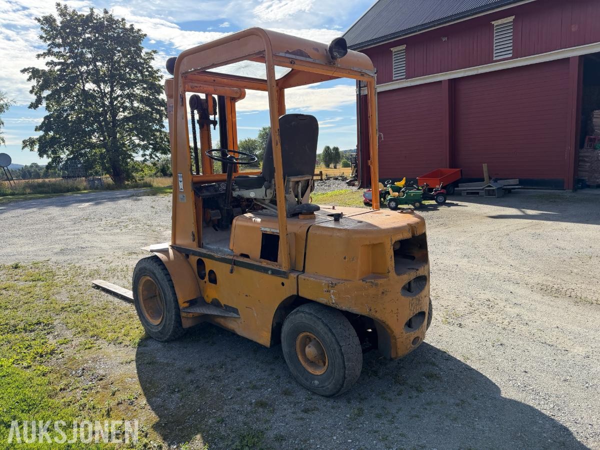OM DIM 30 B gaffeltruck