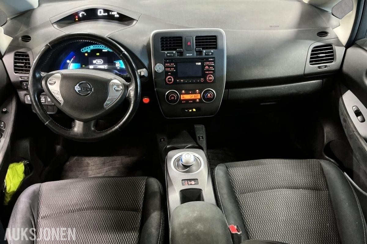 2015 Nissan LEAF | CC | R.Kam - BLUETOOTH - R.KAMERA ++, 111000k