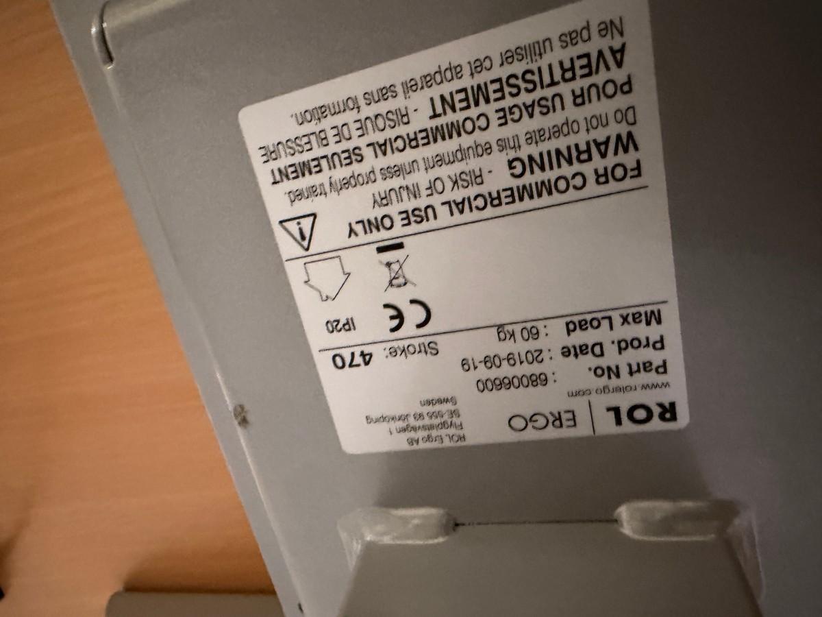 ROL Ergo elektrisk hev-/senk hjørneskrivebord med kontorstol