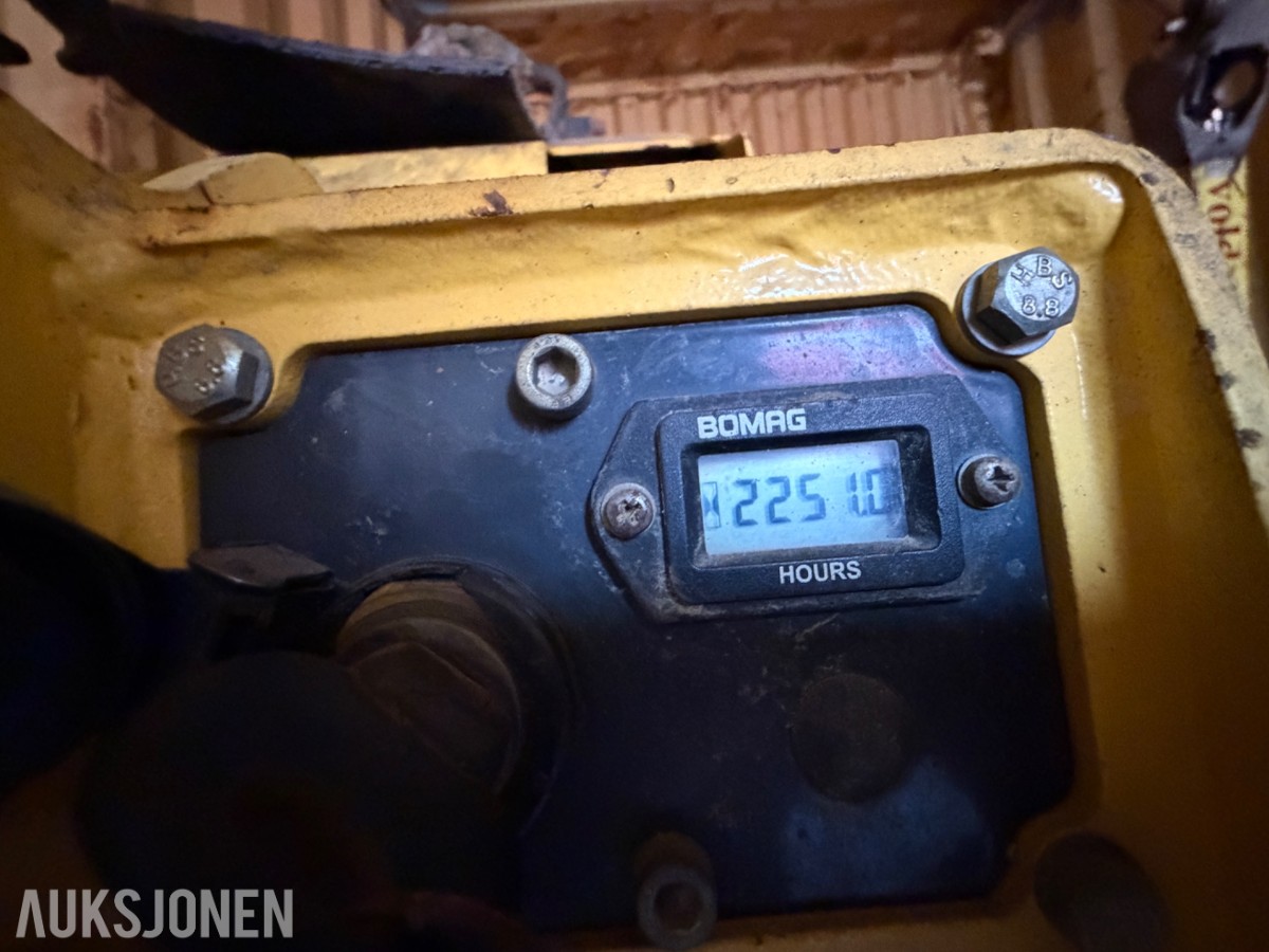 Bomag/Ammann Vibroplater - Rep objekt