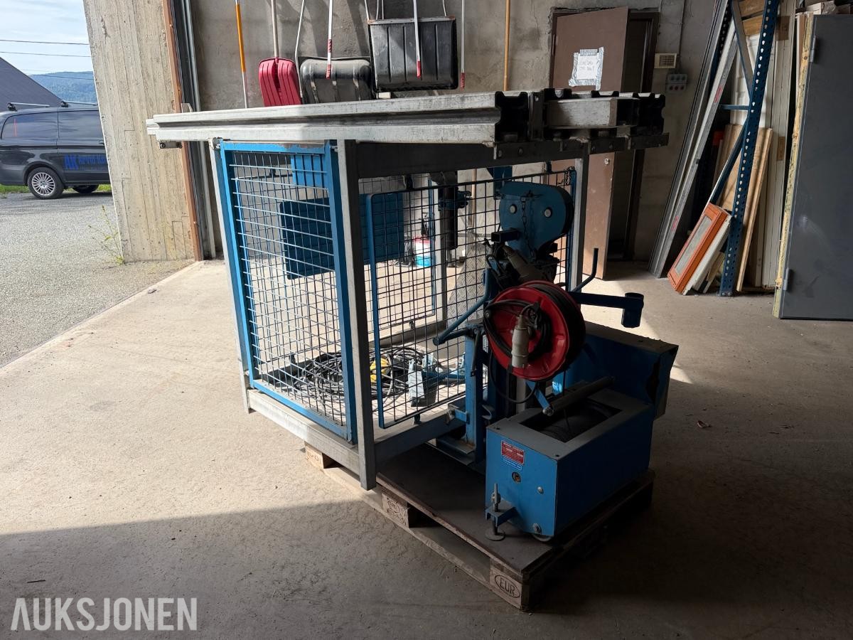 Steinweg Superlift - Stillasheis / Personheis