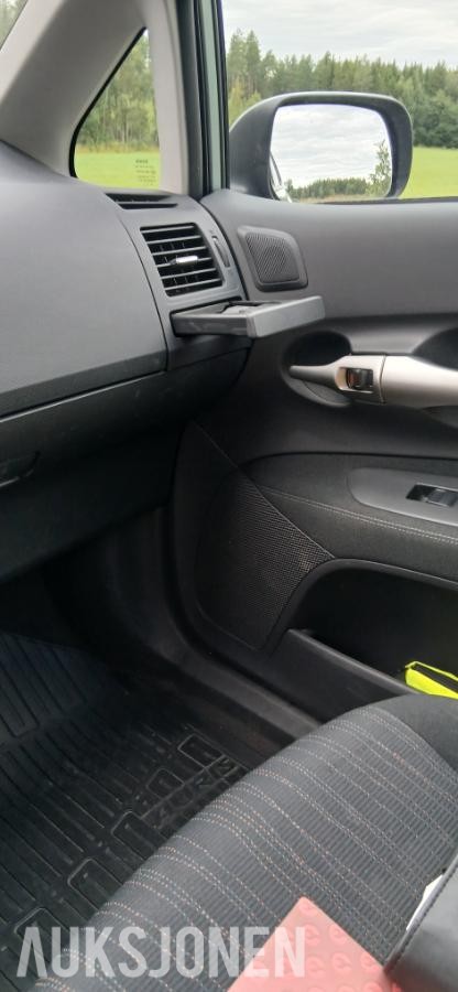 2009 Toyota Auris 1.33 VVT i 101hk EU ok til 03.2027