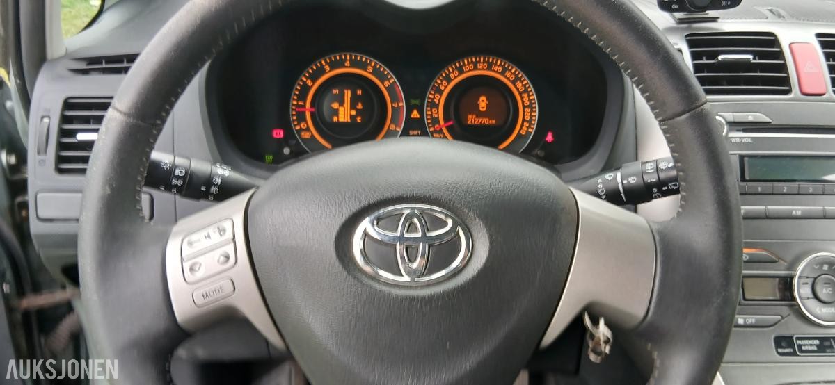 2009 Toyota Auris 1.33 VVT i 101hk EU ok til 03.2027