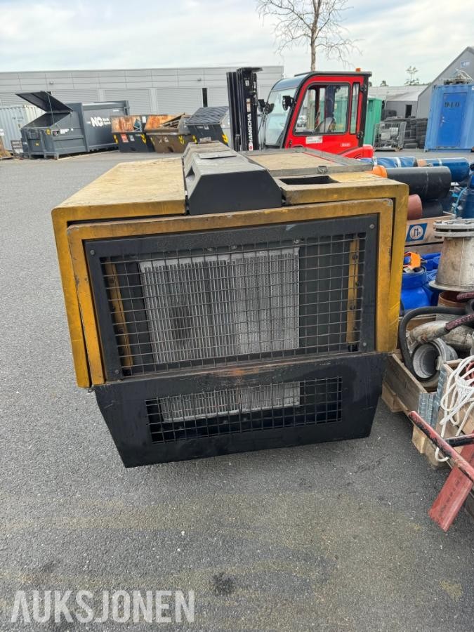 2002 Atlas Copco XAS146 kompressor.