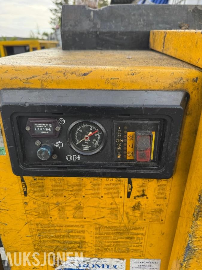 2002 Atlas Copco XAS146 kompressor.