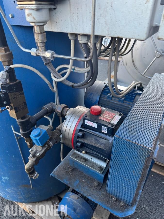 2015 Babcock Wanson VAP 900 RR steam generator.