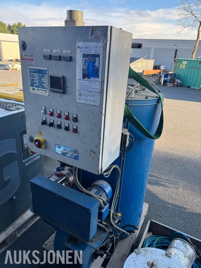 2015 Babcock Wanson VAP 900 RR steam generator.