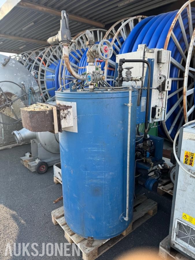 2015 Babcock Wanson VAP 900 RR steam generator.