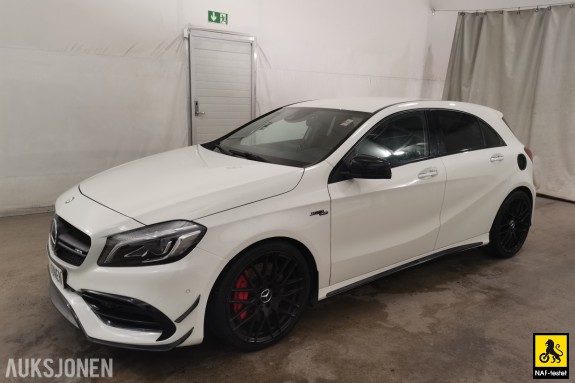2015 Mercedes-Benz A-Klasse AMG A 45 2.0 381HK 4MATIC ACC KAMERA NAVI LED 