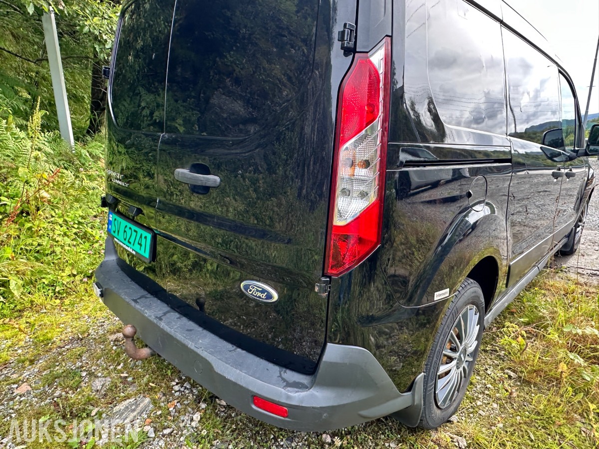 2015 Ford TRANSIT CONNECT | Lang utgave | 3-seter | Hengerfeste | Reparasjonsobjekt, 197347km