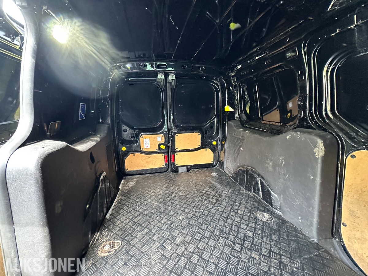2015 Ford TRANSIT CONNECT | Lang utgave | 3-seter | Hengerfeste | Reparasjonsobjekt, 197347km