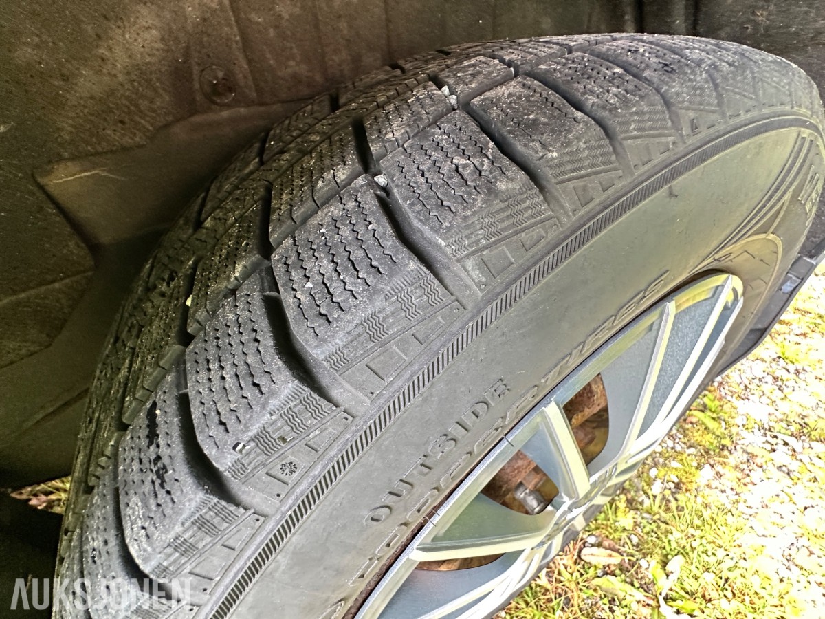 2015 Ford TRANSIT CONNECT | Lang utgave | 3-seter | Hengerfeste | Reparasjonsobjekt, 197347km