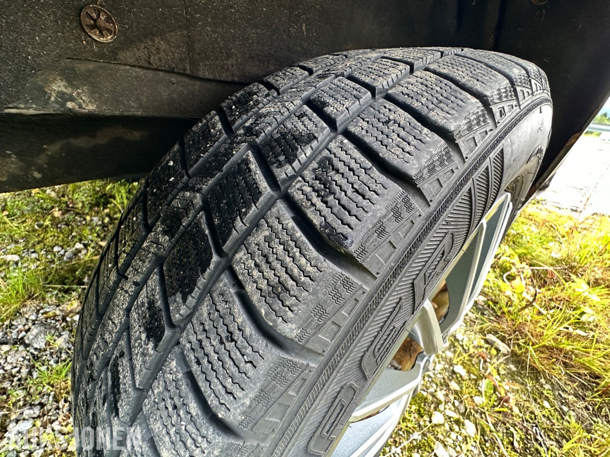 2015 Ford TRANSIT CONNECT | Lang utgave | 3-seter | Hengerfeste | Reparasjonsobjekt, 197347km