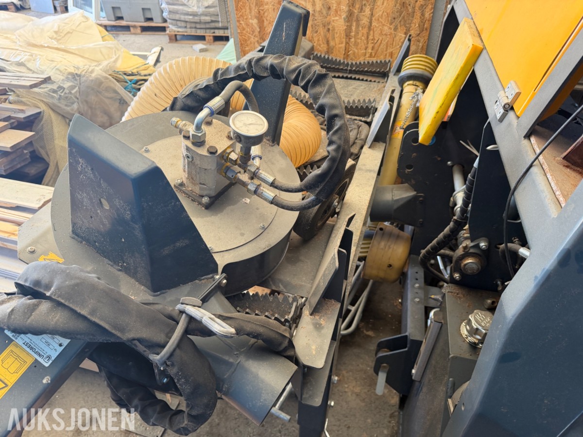 2022 Uniforest Titan 43/20J CD vedmaskin - OHpro - PTO-aksel