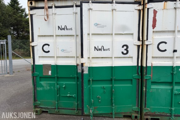 20 fots container med doble containerdører i enden.