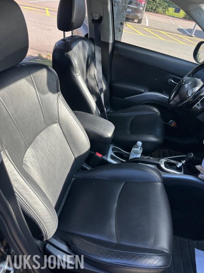 2010 Mitsubishi Outlander 2.2 DI-D 156HK 4WD Automat, 7-seter, Cruisekontroll, Ryggekamera