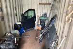 20 fots container med diverse innhold.