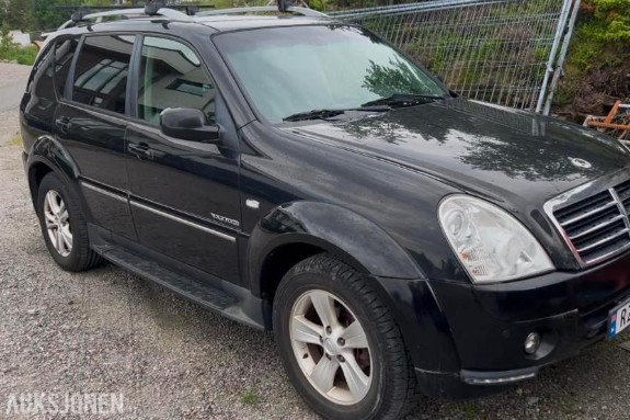 2011 Ssangyong Rexton 2.7 179hk 4WD AUTOMAT HENGERFESTE RYGGEKAMERA SKINNINTERIØR S+V DEKK - INGEN MINSTEPRIS