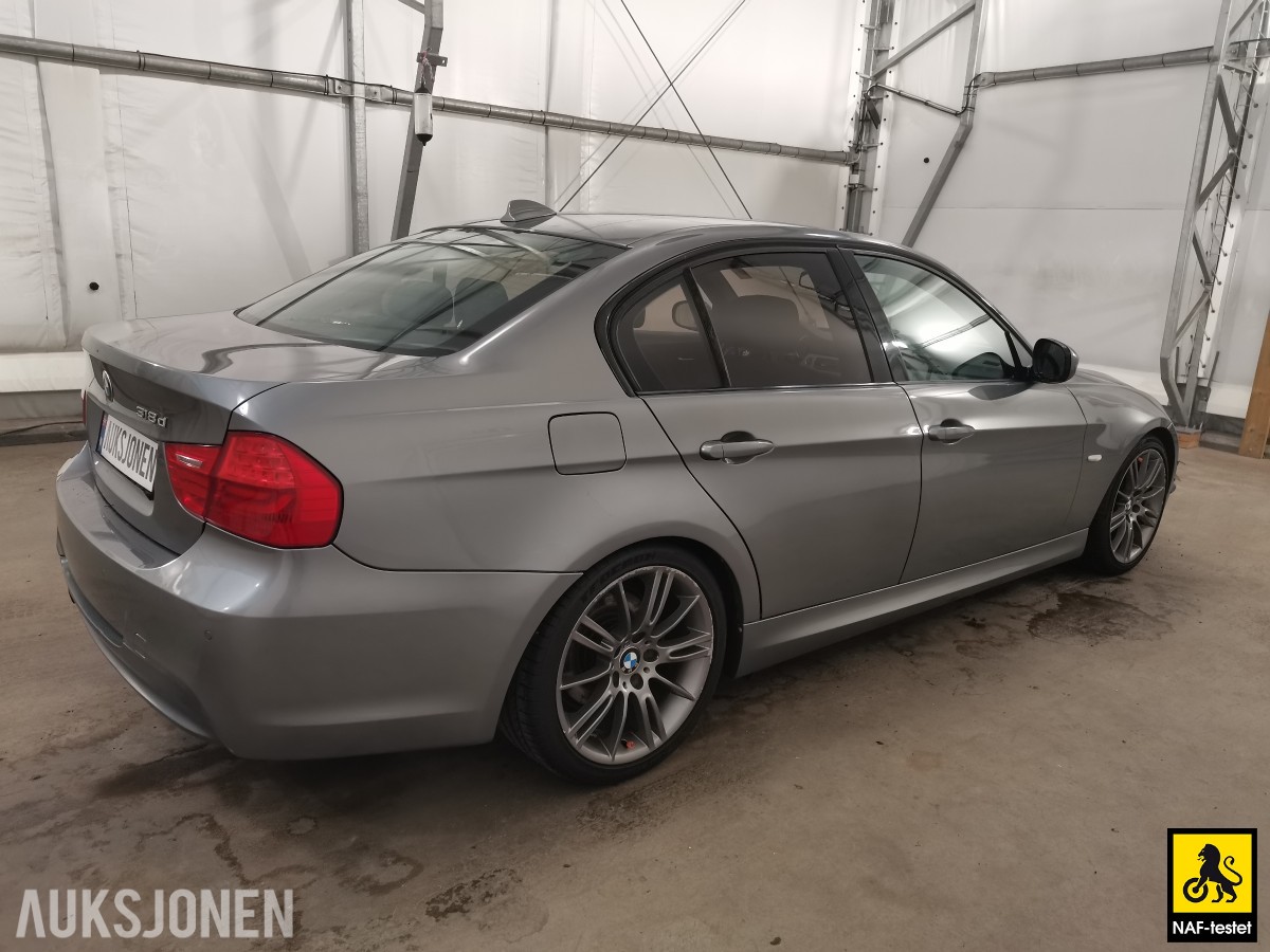 2011 BMW 3-serie 318D 136 HK AUT M-SPORT TAKLUKE CRUISE