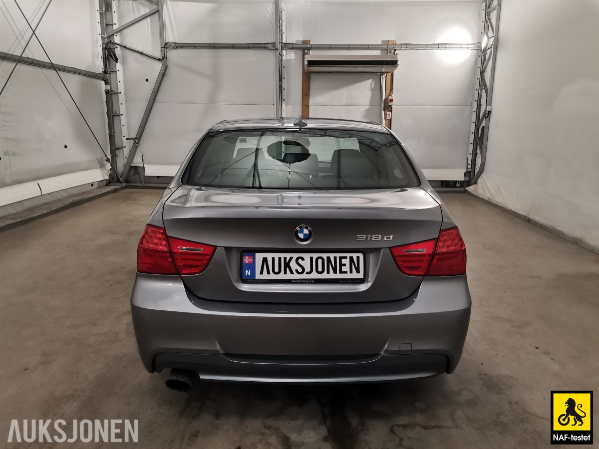 2011 BMW 3-serie 318D 136 HK AUT M-SPORT TAKLUKE CRUISE