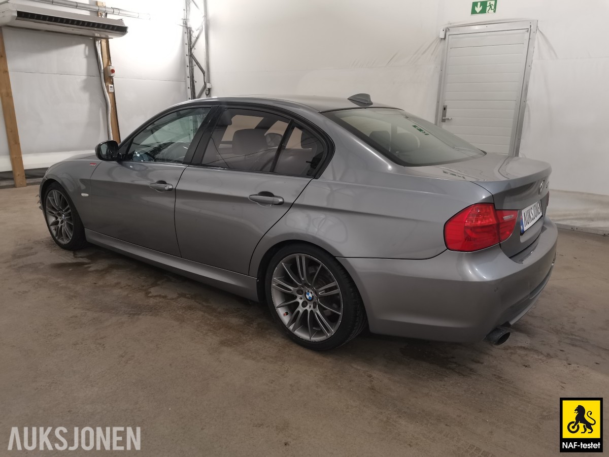 2011 BMW 3-serie 318D 136 HK AUT M-SPORT TAKLUKE CRUISE