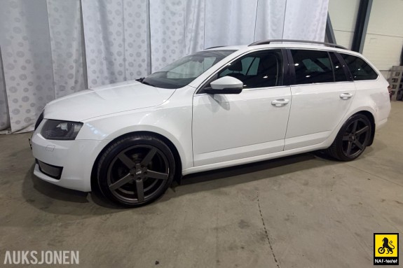 2016 Skoda OCTAVIA 1.6 D 110 HK AUT HENGERFESTE CRUISE FJERNLYSASSISTENT 