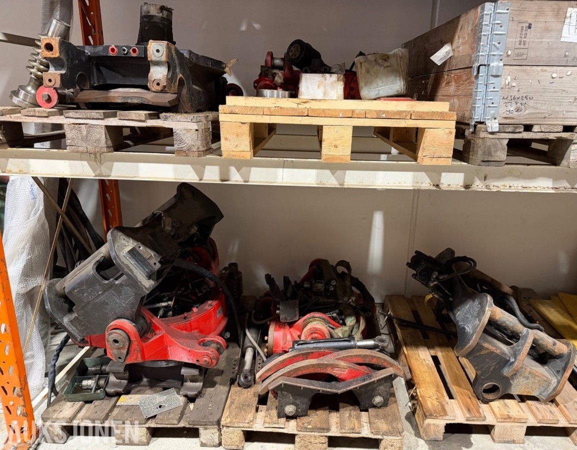5 paller med diverse Rotortilt deler