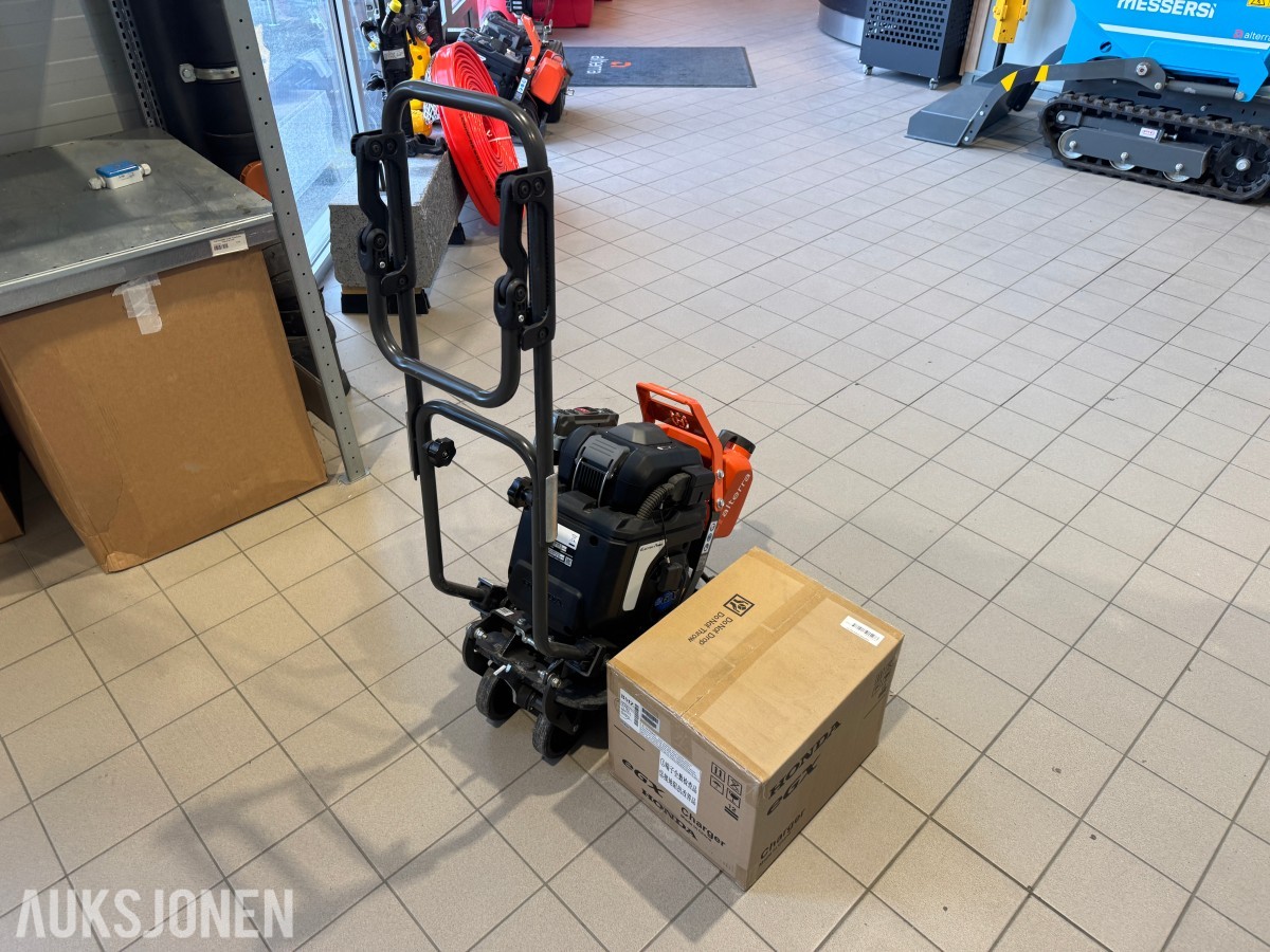 2023 Husqvarna LF 60 LAT – Batteridrevet Vibrasjonsplate (Utstillingsmodell)